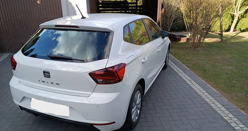 Seat Ibiza cena 39999 przebieg: 111500, rok produkcji 2017 z Białystok małe 22